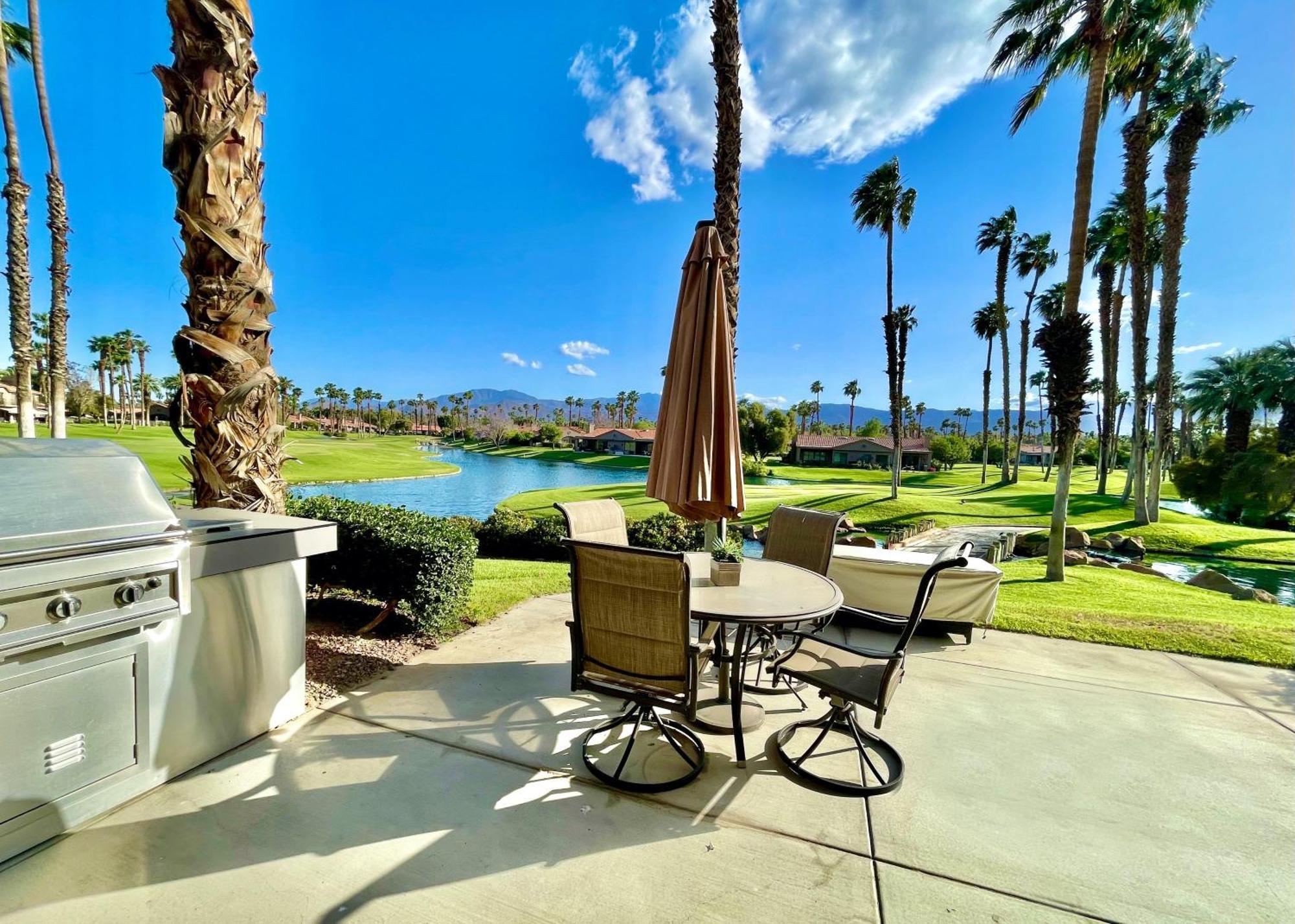 The View! Palm Desert Country Club Villa Exterior photo